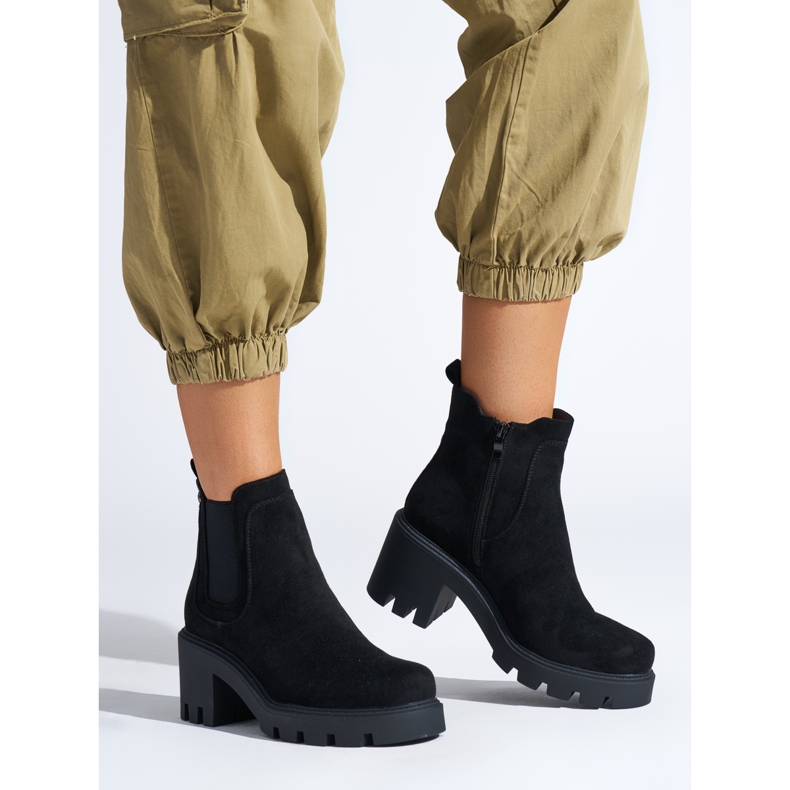 Fekete női bokacsizma 1