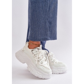 Női tornacipő masszív talpon, fehér Nevela 1