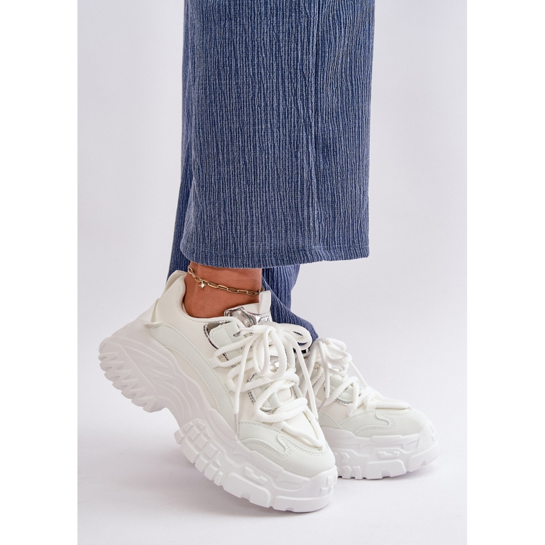 Női tornacipő masszív talpon, fehér Nevela 1