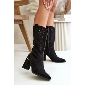 Női áttört csizma magas sarkon hegyes orrral, Eco Suede fekete Nevithra 2