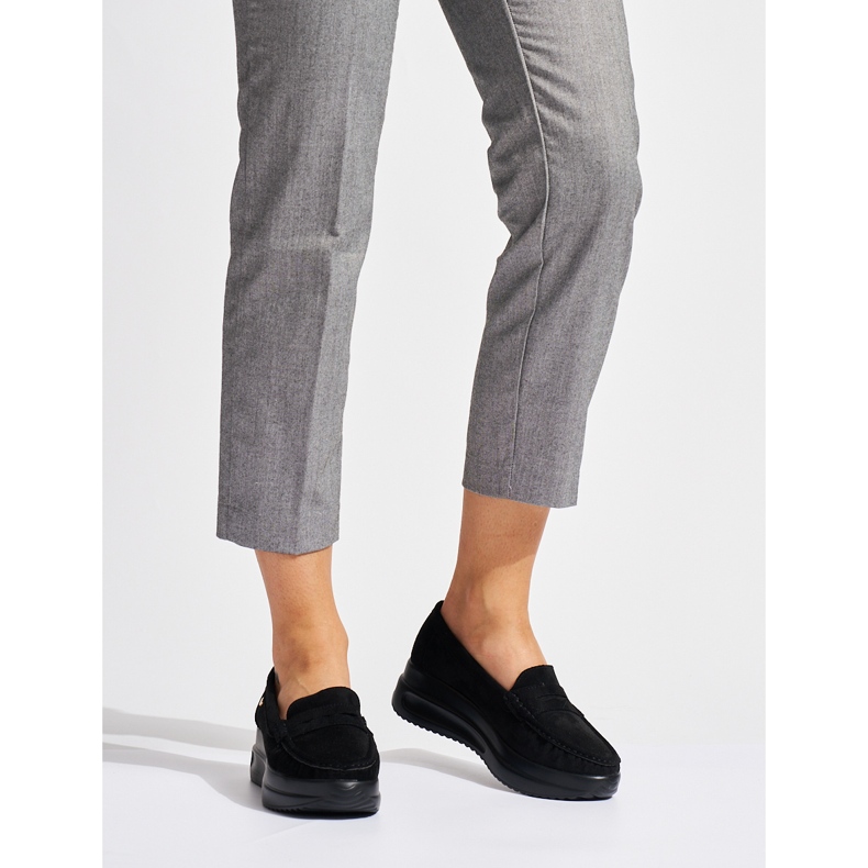 Velúr fekete mokaszinok vastag platformon 1