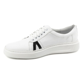 KOMODO Férfi alkalmi bőrcipő 910/2 fehér 1