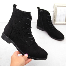 Női velúr áttört csizma, fekete S.Barski HY42-136 1