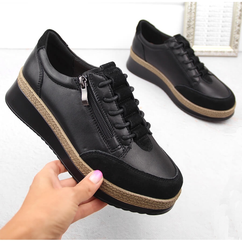 Női bőrcipő cipzárral, fekete T.Sokolski J24-207 1