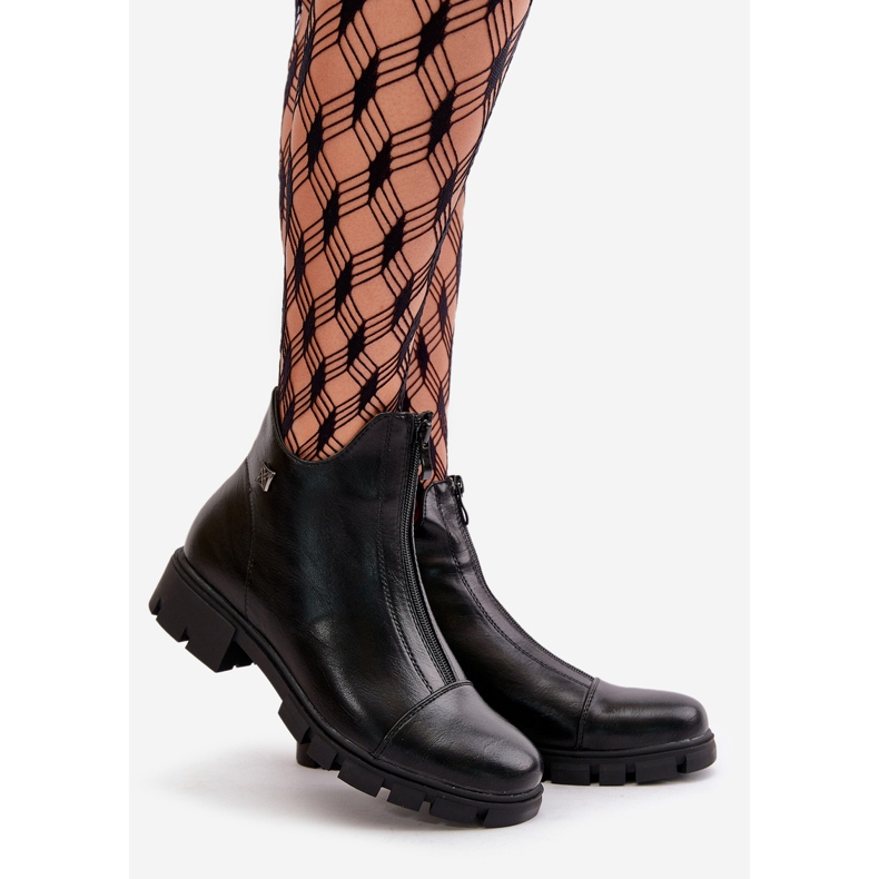 Szigetelt női csizma Eco bőrből, fekete Verietta 1