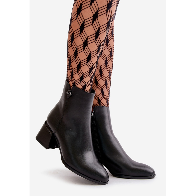 Elegáns, meleg női csizma természetes bőrből, fekete Vinceza 77106 1