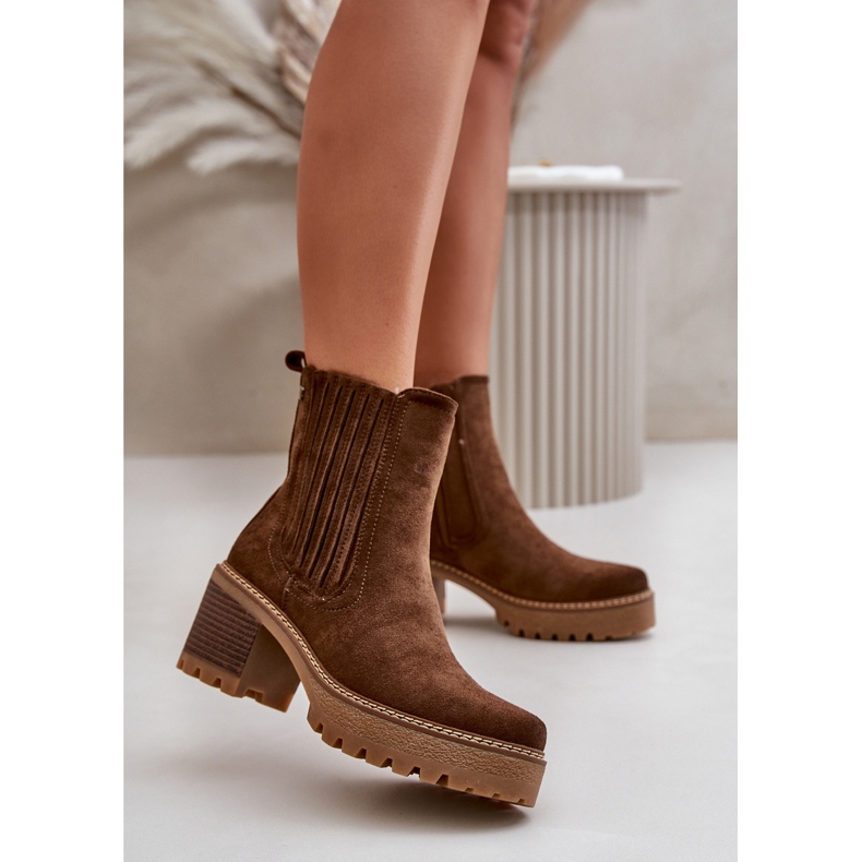 Női magassarkú csizma Eco velúrból, meleg sötétbarna Nevitas 1