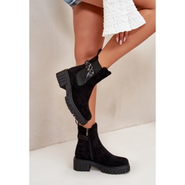 Eco Suede fekete szigetelt női bokacsizma arany részlettel Bervena 2