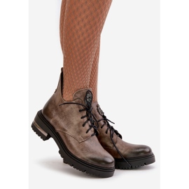 Zazoo 60309 női bőr lapos csizma sötét bézs 1