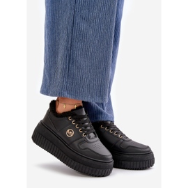 Hőszigetelt női sportcipő vaskos talppal, fekete Verissha 1