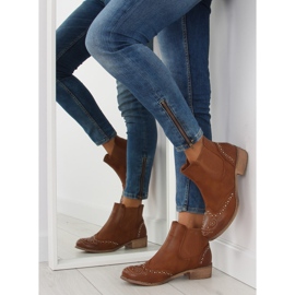 Barna Chelsea csizma szegecsekkel, Camel 2