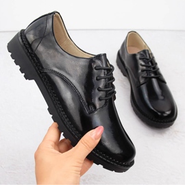 Fekete női bőr fűzős cipő Filippo DP6431 1