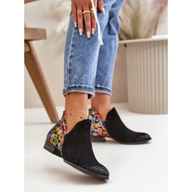 Maciejka bőr bokacsizma kivágásokkal 04091-77 fekete 2