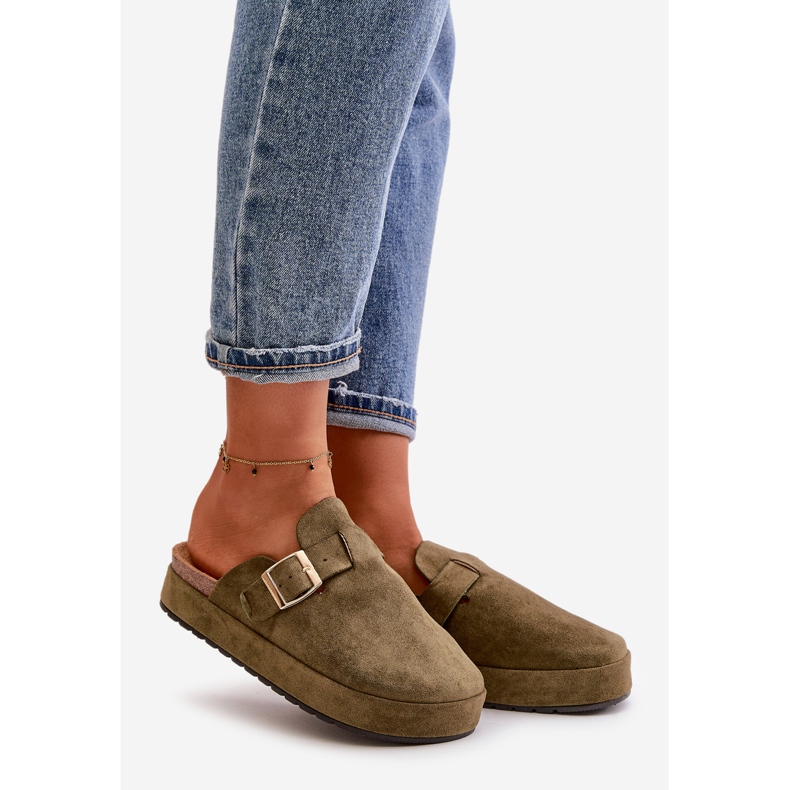 Női platform klumpás papucs arany csattal, sötétzöld Terilaina 1