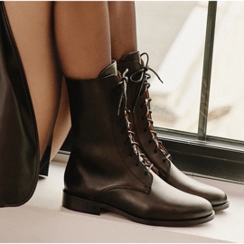 Marco Shoes Klasszikus alacsony sarkú csizma fekete 1