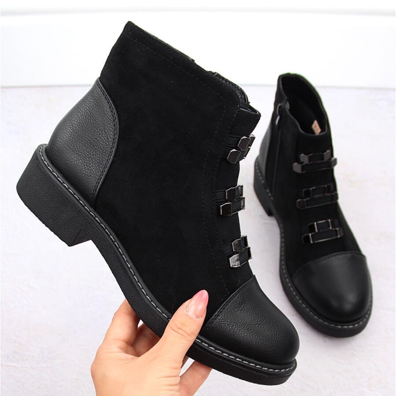 M. DASZYŃSKI Női velúr szigetelt fekete bokacsizma M.Daszyński SA252-4 1 M. DASZYŃSKI Női velúr szigetelt fekete bokacsizma M.Daszyński SA252-4 1