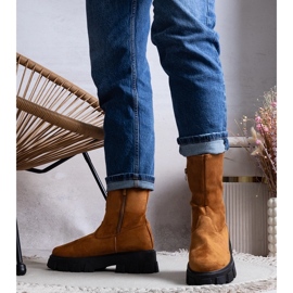 Barna platformú bokacsizma 1