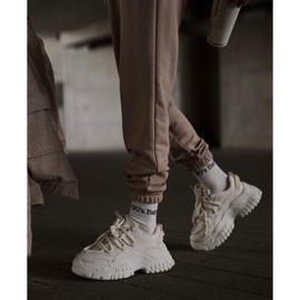 Női világos bézs tornacipő vaskos Nevela talpon 2