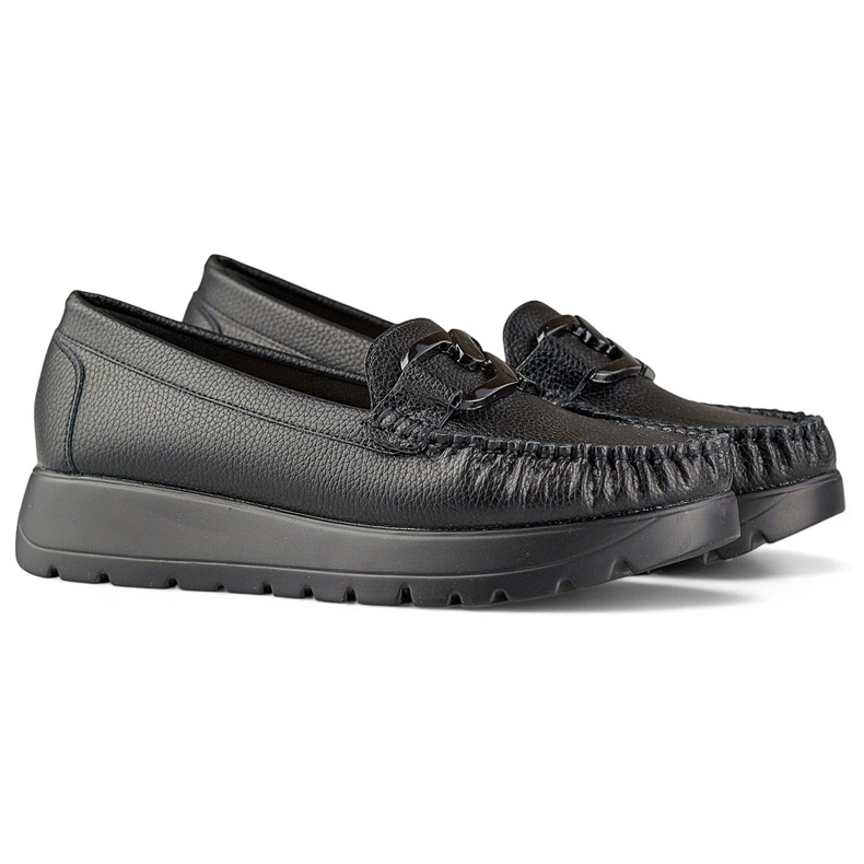 Fekete női mokaszinok ökobőrből a platformon, bőr talpbetéttel 1