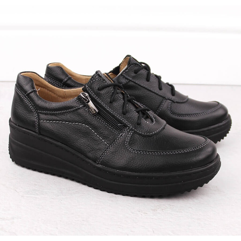 Női kényelmes fekete bőrcipő Helios 419 2