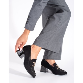 Velúr női cipő vastag sarokkal fekete 1