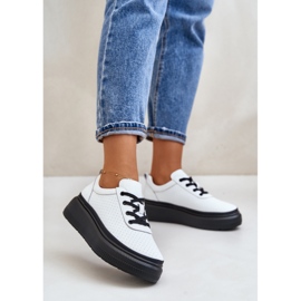 Női sportcipő platformon, természetes bőr, fehér 41470 Vinceza 2