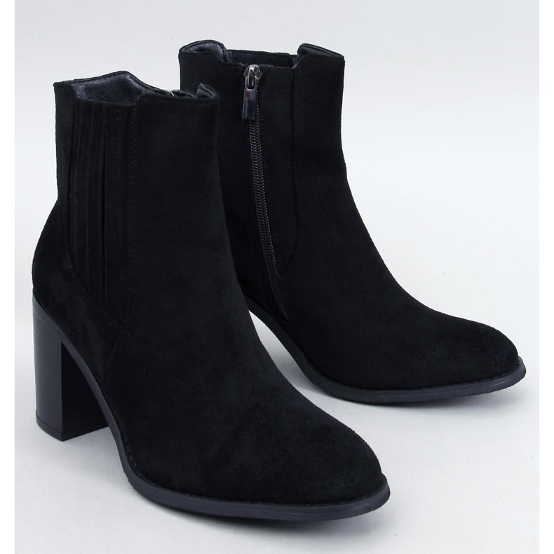 Noriega Fekete velúr magas sarkú bokacsizma 1