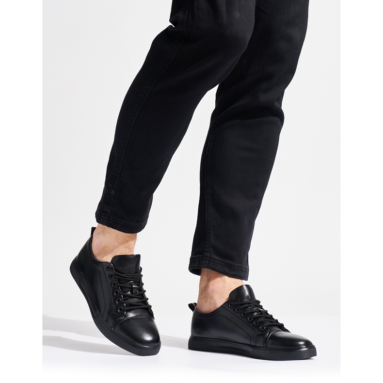 Fekete férfi sportcipő 1