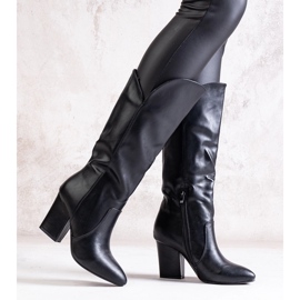 Fekete magas sarkú csizma Amare öko bőrből 2