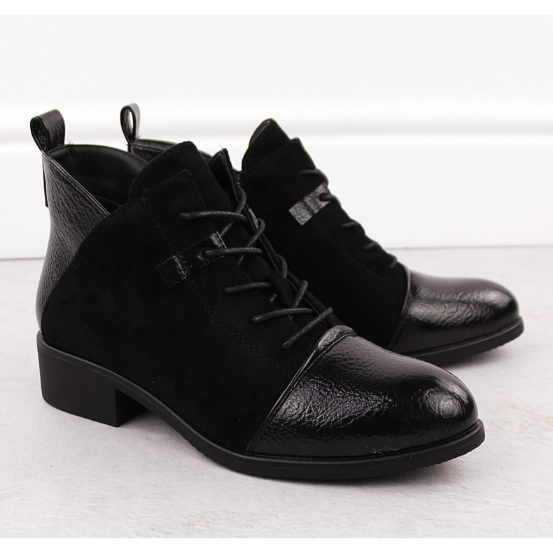 M. DASZYŃSKI Női velúr szigetelt fekete bokacsizma M.Daszyński MR2458-7 2 M. DASZYŃSKI Női velúr szigetelt fekete bokacsizma M.Daszyński MR2458-7 2