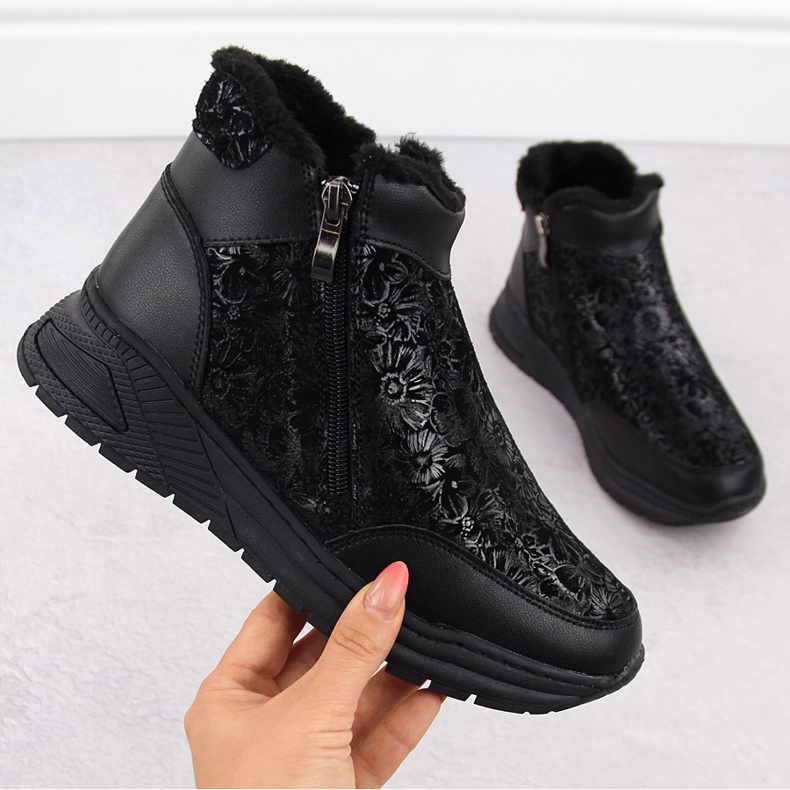 Női fekete bőr bokacsizma virággal T.Sokolski Z24-329 1