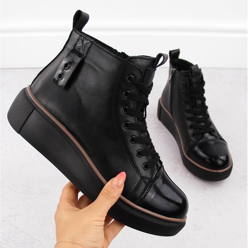 Női bőr, hőszigetelt fekete csizma T.Sokolski Z24-218 1