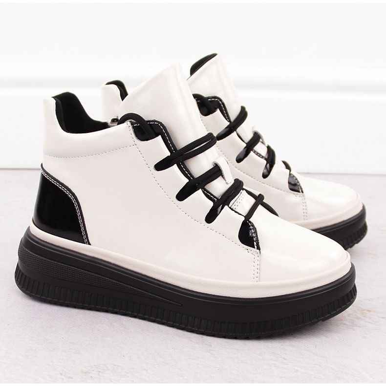 Női lakkbőr szigetelt csizma Ekri Artiker 55C1043 bézs 2 Női lakkbőr szigetelt csizma Ekri Artiker 55C1043 bézs 2