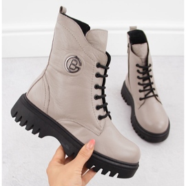 Női bőr munkáscipő vastag talppal, bézs T.Sokolski Z1962 1