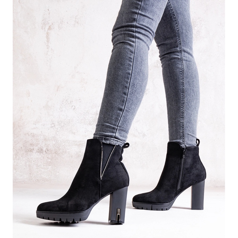 Hayet fekete magas sarkú bokacsizma cirkóniával 1