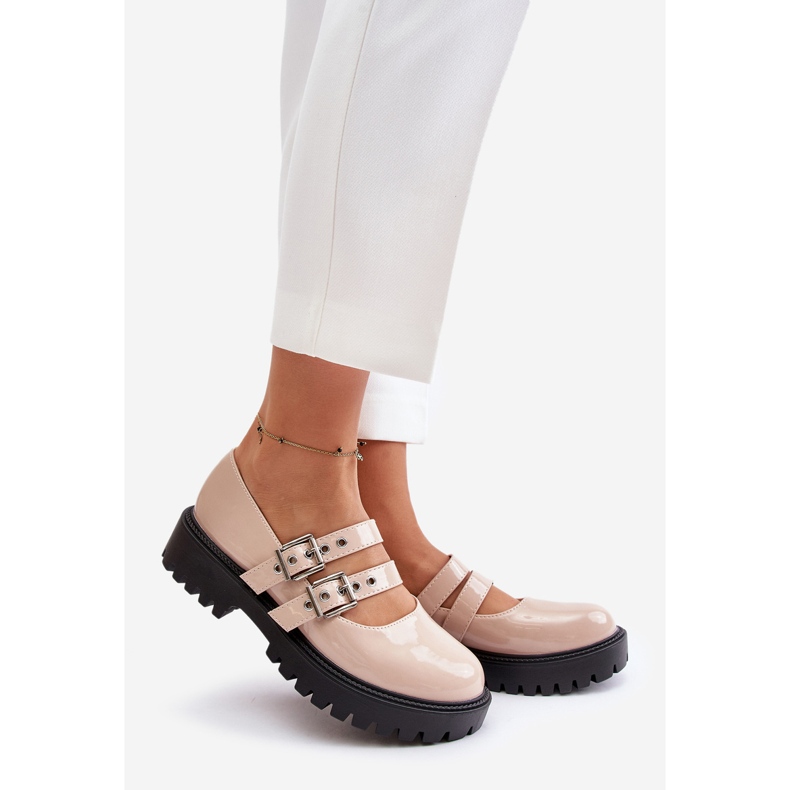 Női cipő Patent bézs pánttal Terione 1 Női cipő Patent bézs pánttal Terione 1