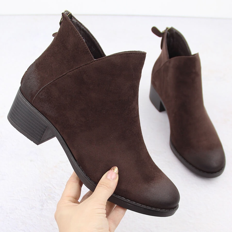 Női barna szigetelt bokacsizma Potocki 12472 1