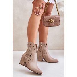 Áttört bőr Cowboy csizma magas sarkú Lewski 3613 bézs 2