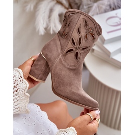 Velúr áttört bokacsizma Lewski 3629 Sötétbézs 2