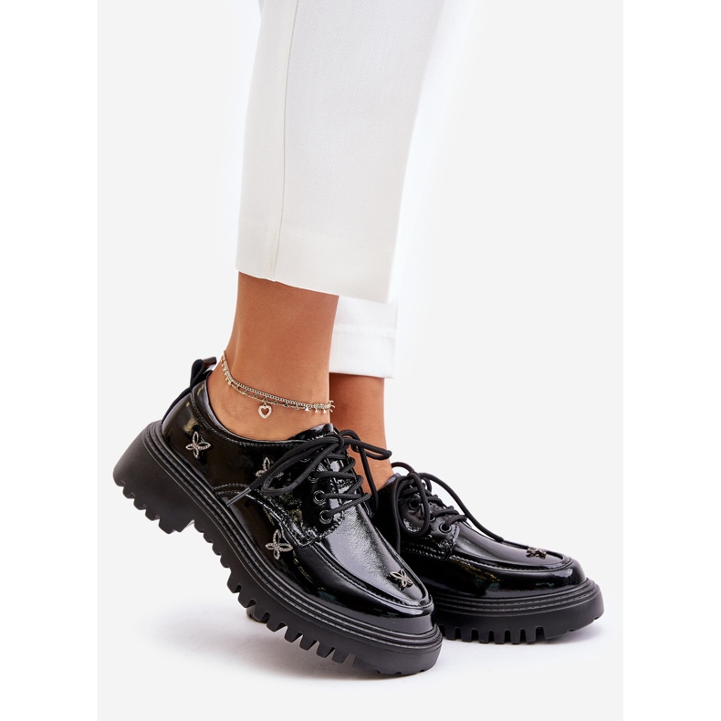 Szabadalmaztatott női cipők díszítéssel természetes bőr Artiker 55C1011 fekete 1