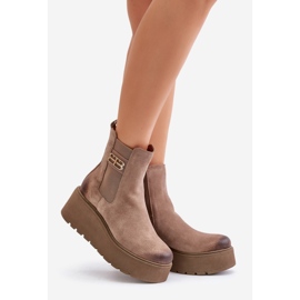 Zazoo 60498 női velúr bokacsizma Chelsea csizma emelvényen és ékekkel bézs 1