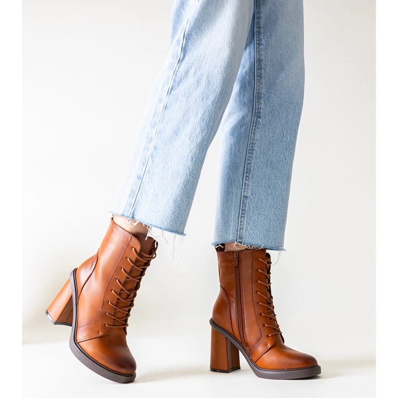 Barna bokacsizma eco bőrből Gergestől 1