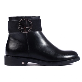 W. Potocki Fekete alacsony bokacsizma lapos sarokkal a Potocki márkától 1