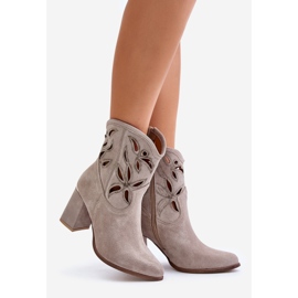 Lewski Shoes Velúr áttört bokacsizma Lewski 3629 Cappucino bézs 1