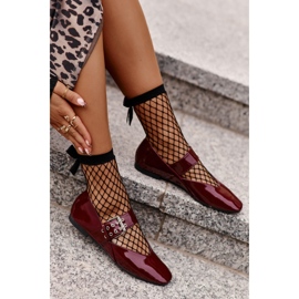 Ideal Shoes Lakkbőr balerinák övvel, bordó piros 3 Ideal Shoes Lakkbőr balerinák övvel, bordó piros 3