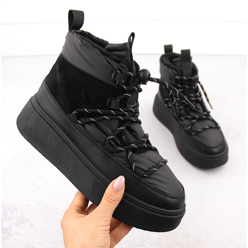 Női hócsizma a platformon, fekete Potocki 72302 1