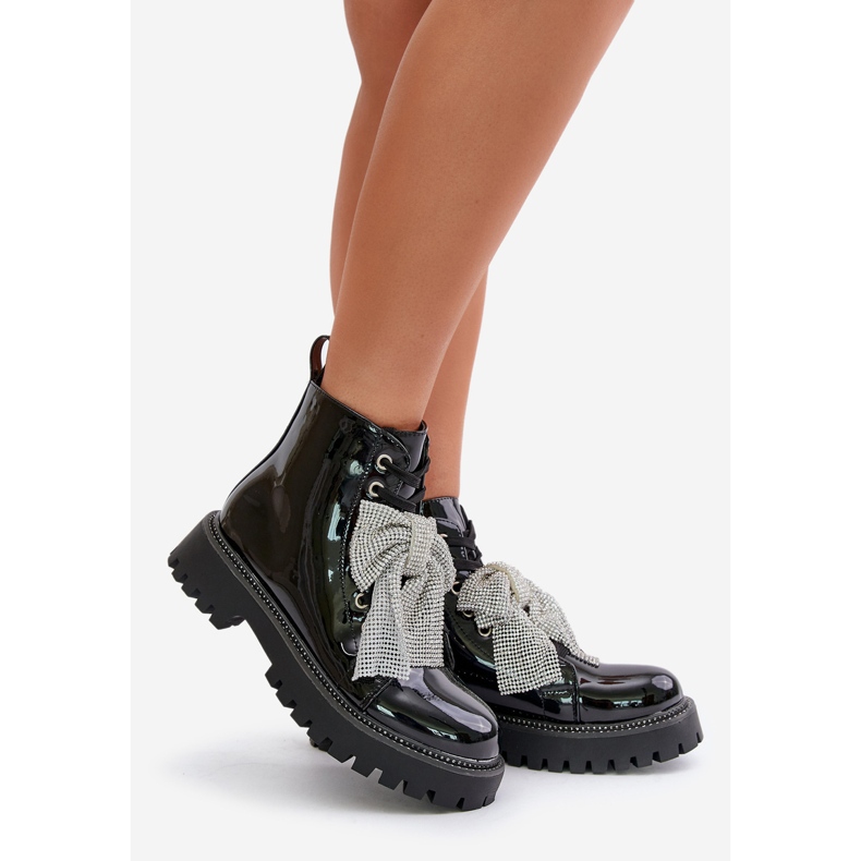 Női lakkbőr bokacsizma masnival, Black Ocenttia fekete 1