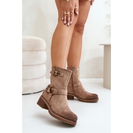 Női alacsony sarkú csizma csatokkal, sötétbézs Zudra 2
