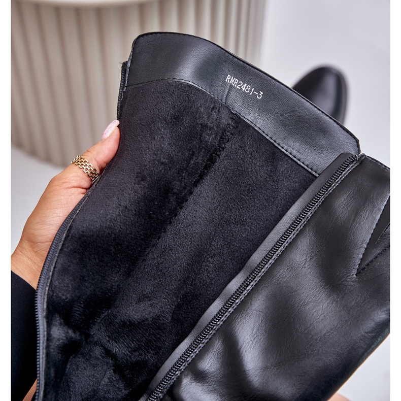 Jezzi Térdig érő ökobőr magassarkú csizma, fekete Izanae 2