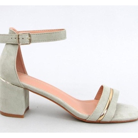 Zöld alacsony sarkú szandál 1